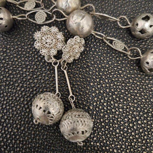 CANNETILLE FILIGREE BALL & LASSO WEDDING NECKLACE WITH MATCHING CLIP-ON EARRINGS - Picture 13 of 13